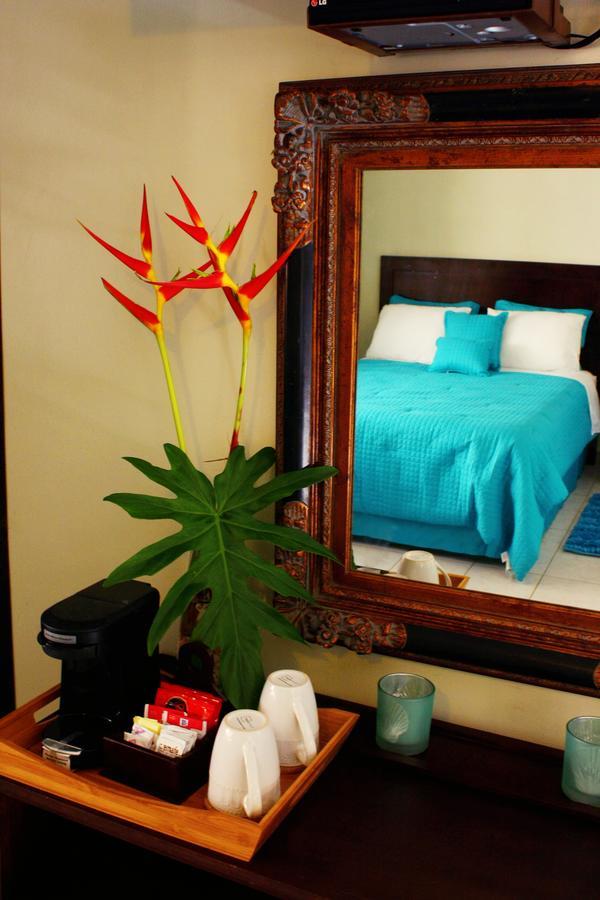 Paraiso Escondido Hotel Villas & Resort Эль-Нисперо Экстерьер фото